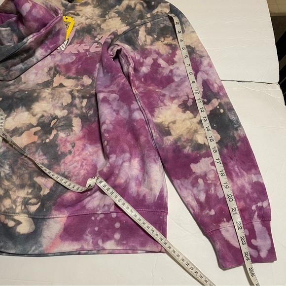 Urban Outfitters Sweatshirt Tie Dye Cosmo Crew Neck Large NWT Market - Picture 5 of 14